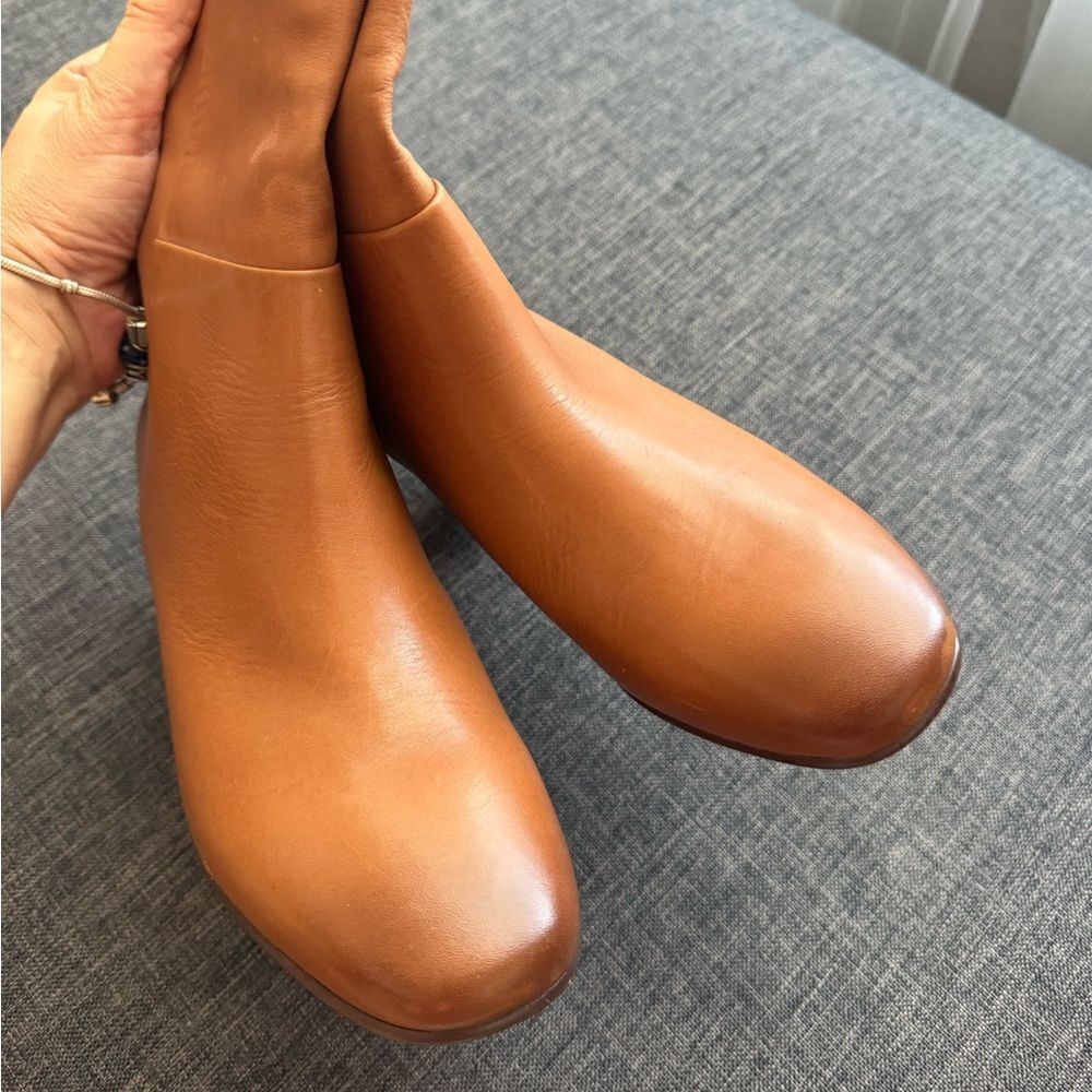 J. CREW Tall Slouch Leather Willa Boots in Burnished Sand Size 6 - Picture 12 of 15